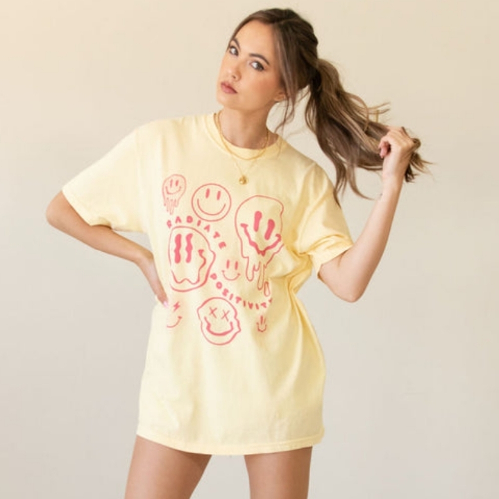Radiate positivity t-shirt
